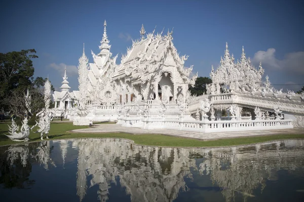 Templo branco, Tailândia . — Fotografia de Stock