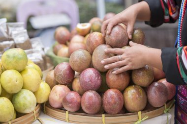maracuja meyve bir Pazar