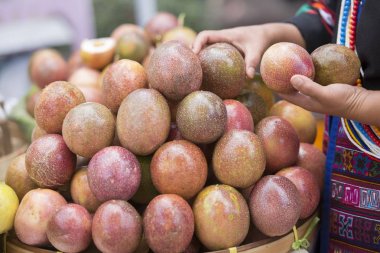 maracuja meyve bir Pazar