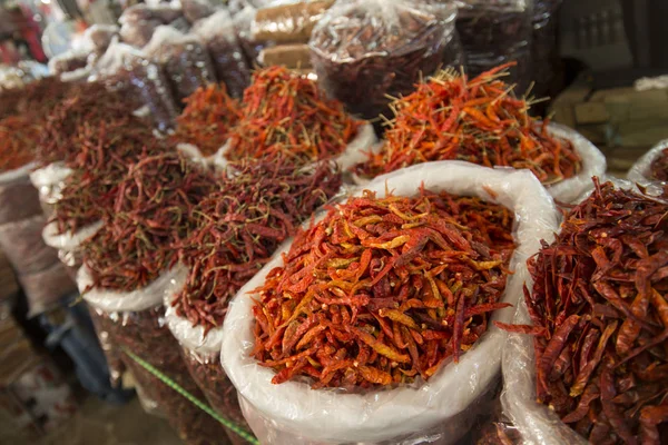 Chili na targu w Tajlandii — Zdjęcie stockowe