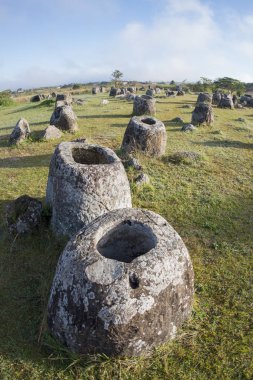 Düz kavanozlar, Laos