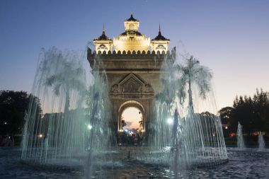 vientiane şehir patuxai kemer