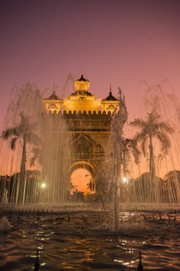 vientiane şehir patuxai kemer