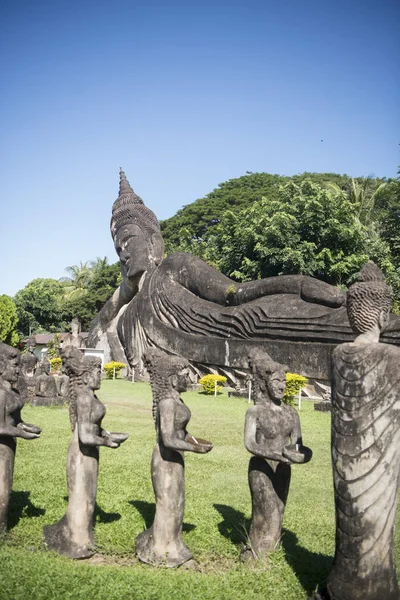 Le parc du Bouddha Xieng Khuan — Photo