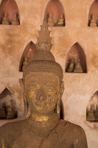 Wat Sisaket, na cidade de Vientiane — Fotografia de Stock