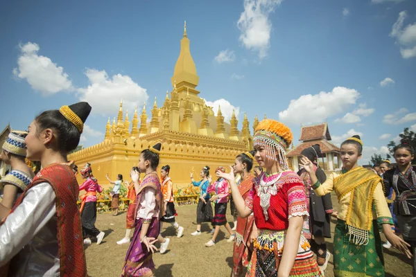 Gente en el Festival Pha That Luang —  Fotos de Stock