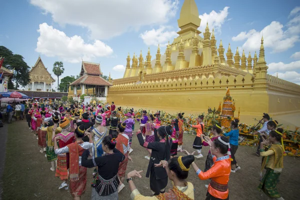 Gente en el Festival Pha That Luang —  Fotos de Stock