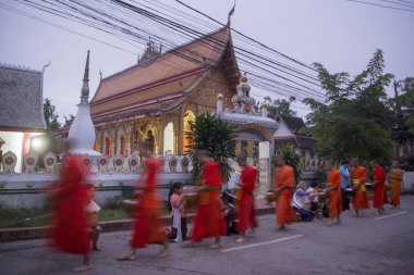 Rahipler Luang Prabang şehir