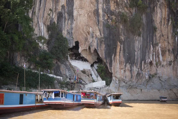 Caverna de Buda de Pak Ou Cavernas — Fotografia de Stock