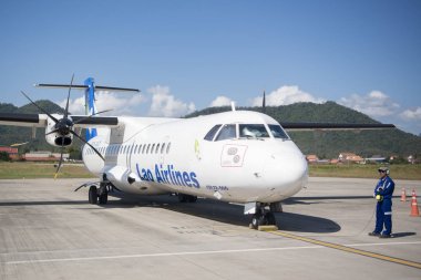 lao Havayolları Havaalanı'nda bir airpline 
