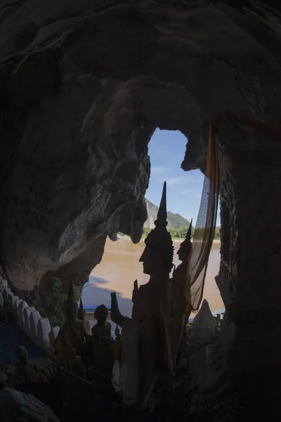 buddha figures at the Buddha Cave