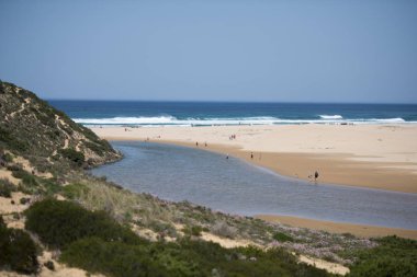 Cosat Vicentina Amado Beach ile sahilde 