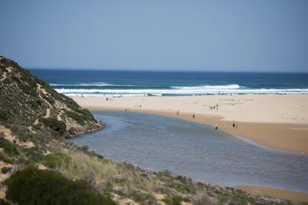 La côte de Cosat Vicentina avec la plage d'Amado — Photo