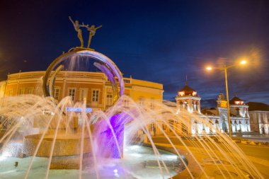 Loule eski şehir içinde markethall Çeşmede