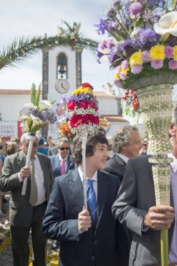 Paskalya alayı Festa das Tochas Flores Portekiz