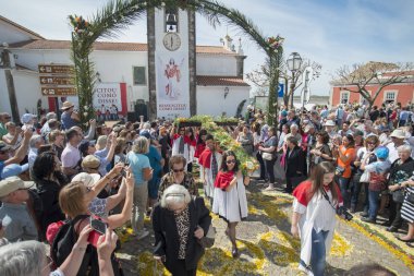 Paskalya alayı Festa das Tochas Flores Portekiz