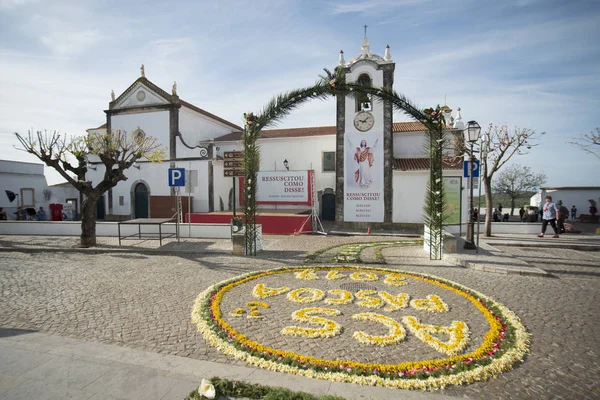 La procession de Pâques Festa das Tochas Flores au Portugal — Photo