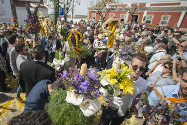 Paskalya alayı Festa das Tochas Flores Portekiz