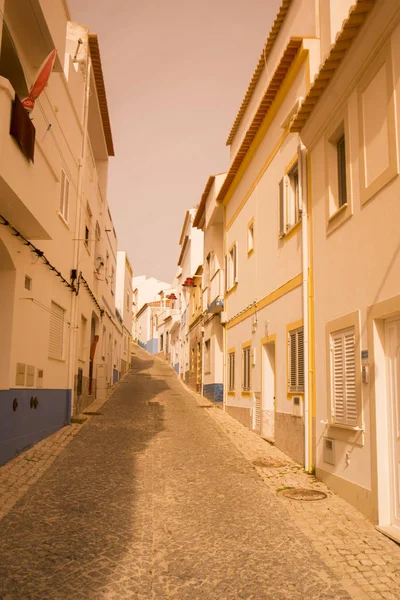 Het dorp van Salema in Portugal — Stockfoto