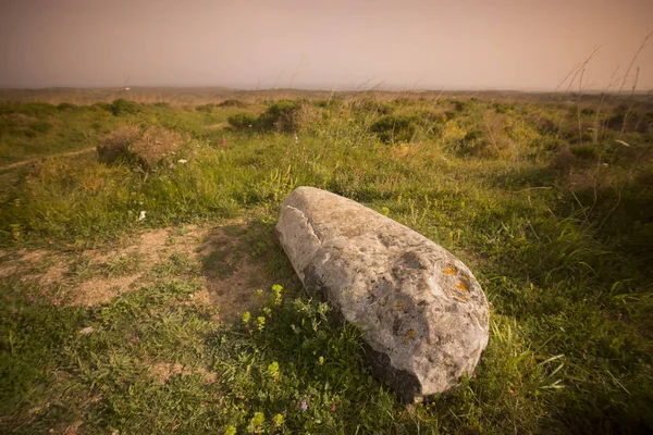 Monumento megalítico perto da aldeia de Zavial em Portugal — Fotografia de Stock