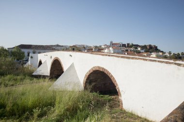 Eski Town of Silves Portekiz Bridge'de