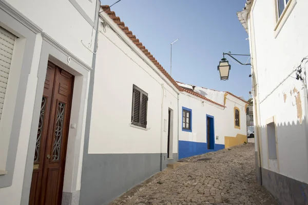 Eski Town of Silves Portekiz'de bir sokakta — Stok fotoğraf