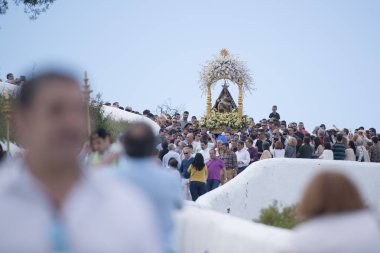 Paskalya alayı veya mae soberana Loule şehir içinde