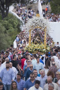 Paskalya alayı veya mae soberana Loule şehir içinde