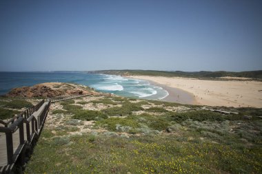 Cosat Vicentina Amado Beach ile sahilde 