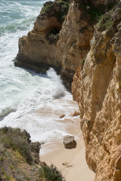 Krajina na skalách Ponta da Piedade v Portugalsku — Stock fotografie