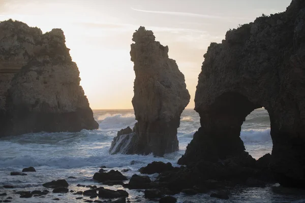 Krajina na skalách Ponta da Piedade v Portugalsku — Stock fotografie