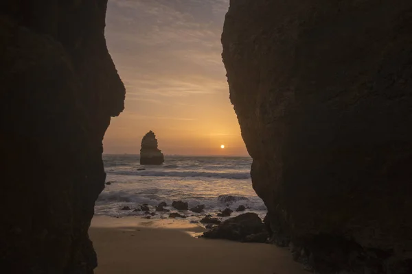 Krajina na skalách Ponta da Piedade v Portugalsku — Stock fotografie