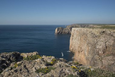 Sahili ve Portekiz Cabo de Sao Vicente manzaraya