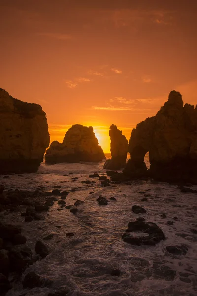 Krajina na skalách Ponta da Piedade v Portugalsku — Stock fotografie