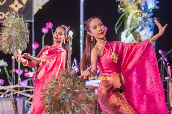 Tradiční Thajský Tanec Loy Krathong Festival Sumen Fort Santichaiparakan Parku — Stock fotografie