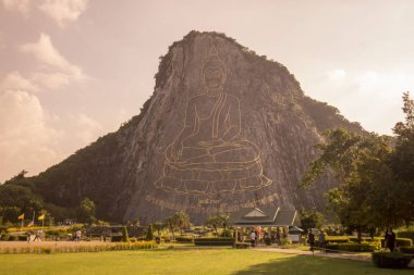 Buda Cliff, Khao Chee Chan Sattahip illage Provinz Chonburi Tayland Pattaya şehir yakınında. Tayland, Pattaya, Kasım, 2017.