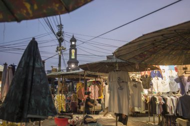 Tayland Bangkok şehir Chatuchak Hafta sonu Pazar akşam. Tayland, Bangkok, Kasım, 2017.