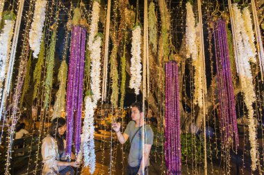 Fort Sumen Banglamphu Tayland Bangkok şehir Santichaiparakan Park'ta, Loy Krathong fener. Tayland, Bangkok, Kasım, 2017.