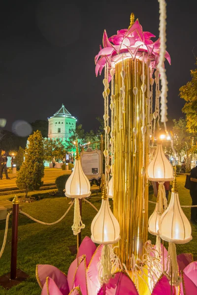 Loy Krathong Lykta Den Sumen Fort Santichaiparakan Park Banglamphu Staden — Stockfoto