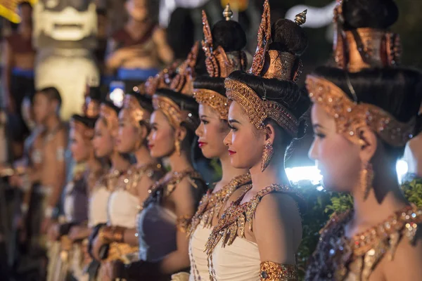 Vestido Tradicional Khmer Dança Meninas Templo Khmer Ruínas Festival Phimai — Fotografia de Stock