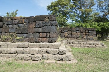 Tha Nang Sa Phom Provinz Nakhon Ratchasima Tayland Isan içinde Phimai town yakınındaki Khmer harabe. Tayland, Phimai, Kasım, 2017.