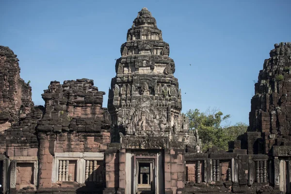 Khmer Tapınağı kalıntıları Provinz Nakhon Ratchasima Tayland Isan içinde Phimai şehir içinde Phimai Festivali'nde Phimai tarihi park. Tayland, Phimai, Kasım, 2017.