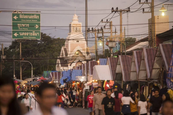 Torre Dell Orologio Con Mercato Strada Festival Phimai Nella Città — Foto Stock