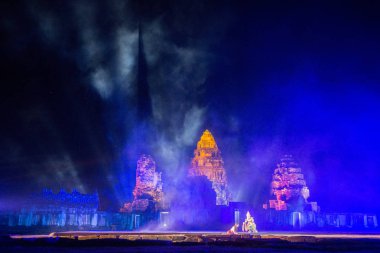 ses ve ışık gösterisi Khmer Tapınağı kalıntıları Provinz Nakhon Ratchasima Tayland Isan içinde Phimai Phimai Festivali. Tayland, Phimai, Kasım, 2017