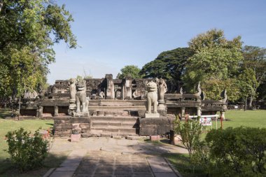 Khmer Tapınağı kalıntıları Provinz Nakhon Ratchasima Tayland Isan içinde Phimai şehir içinde Phimai Festivali'nde Phimai tarihi park. Tayland, Phimai, Kasım, 2017