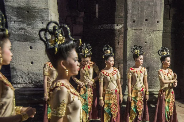 Vestimenta Tradicional Chicas Danza Jemer Las Ruinas Del Templo Jemer — Foto de Stock