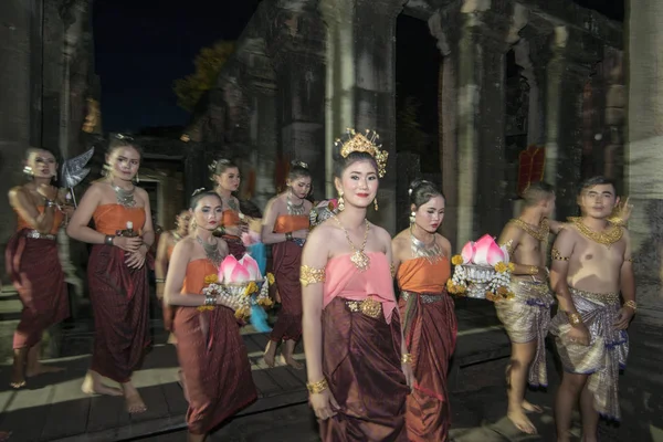 Vestido Tradicional Khmer Dança Meninas Templo Khmer Ruínas Festival Phimai — Fotografia de Stock