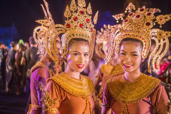 在泰国 Phimai Provinz 空叻差的 Phimai 在高棉庙遗址上的音响和灯光表演 Phimai 2017年11月 — 图库照片