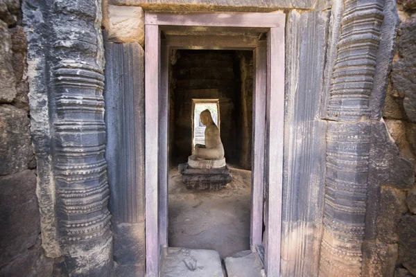 Socha Krále Jayavarman Viii Khmerského Chrámu Ruiny Phimai Historický Park — Stock fotografie