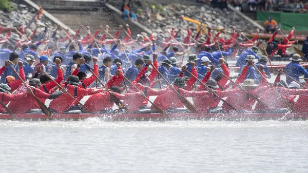 Tradicional Carrera Lanchas Largas Río Khlong Chakarai Ciudad Phimai Provincia —  Fotos de Stock